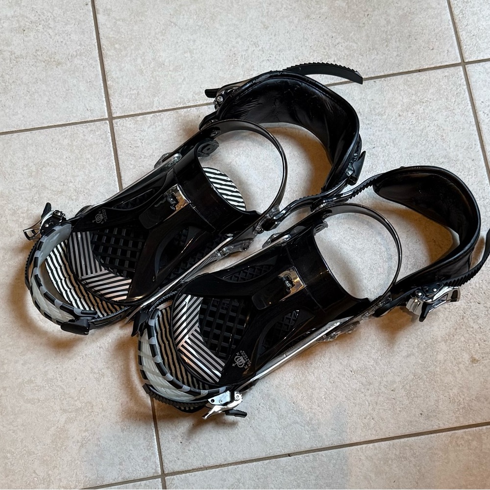 Burton Black Snowboard Bindings